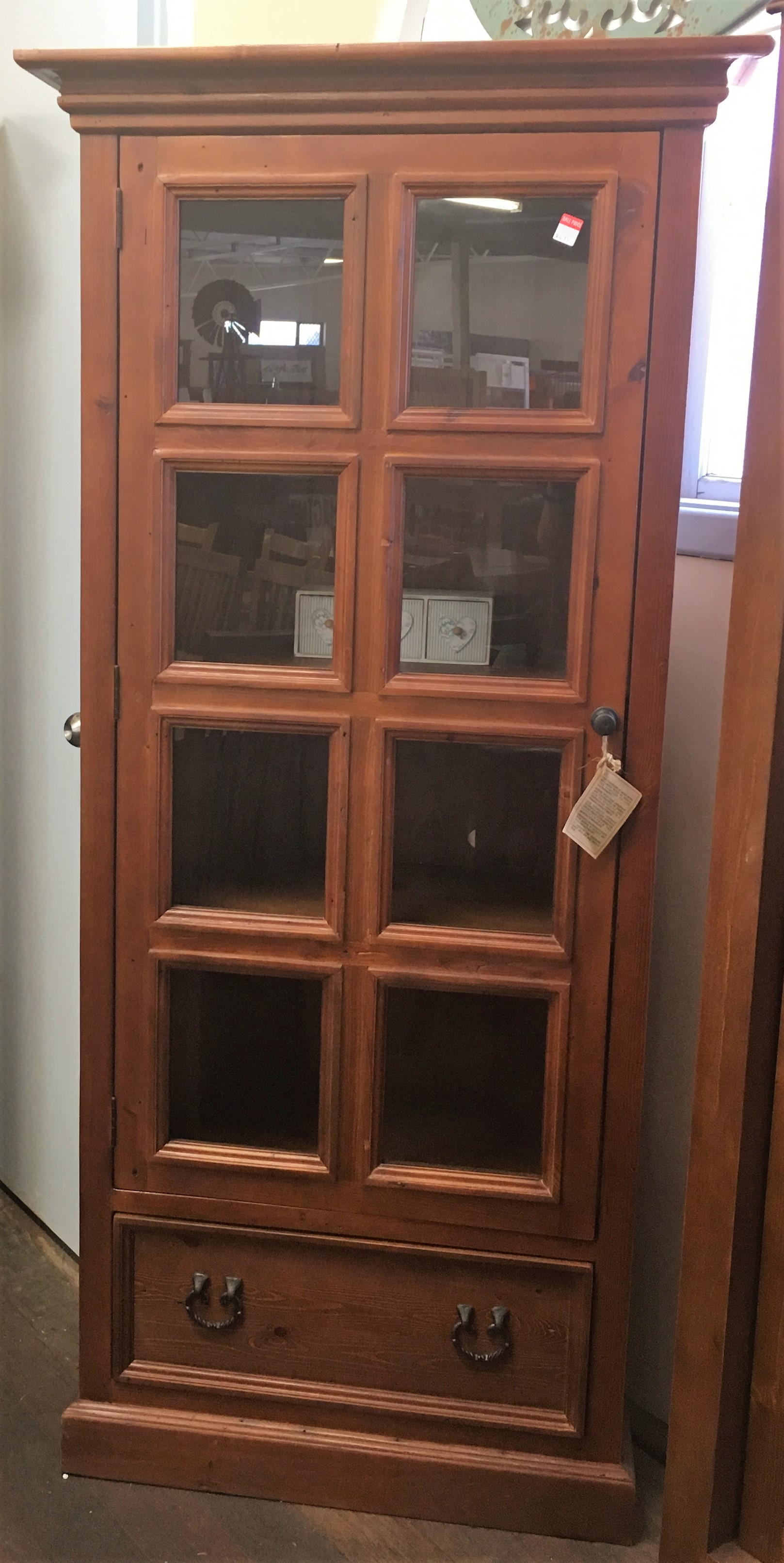 Fifth Street Furniture Mart